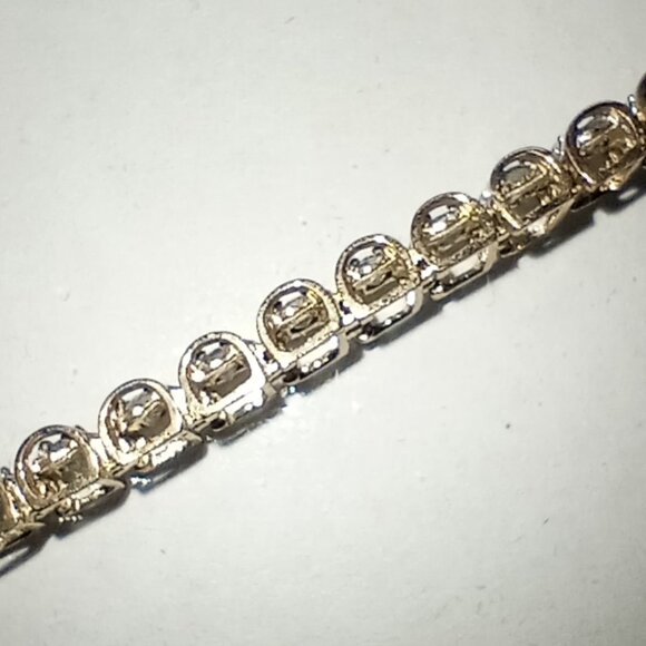 Elegant 10Kt Two-Tone Gold 2-Carat Diamond “Rolex” Style Eternity Bracelet - Picture 2 of 5